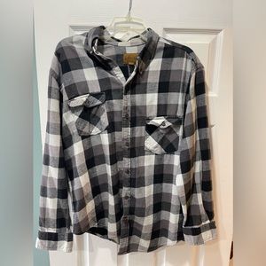 St. John’s Bay Men’s Flannel Button Down Long Sleeve Shirt Size Large Gray Black